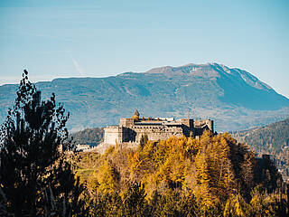 Burg Landskron im Herbst Burgruine Landskron